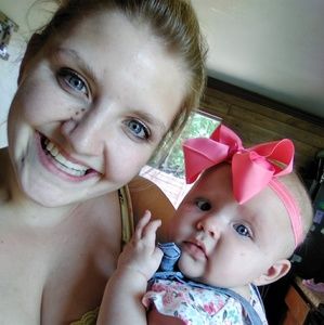 Meet your Posher, Crystal